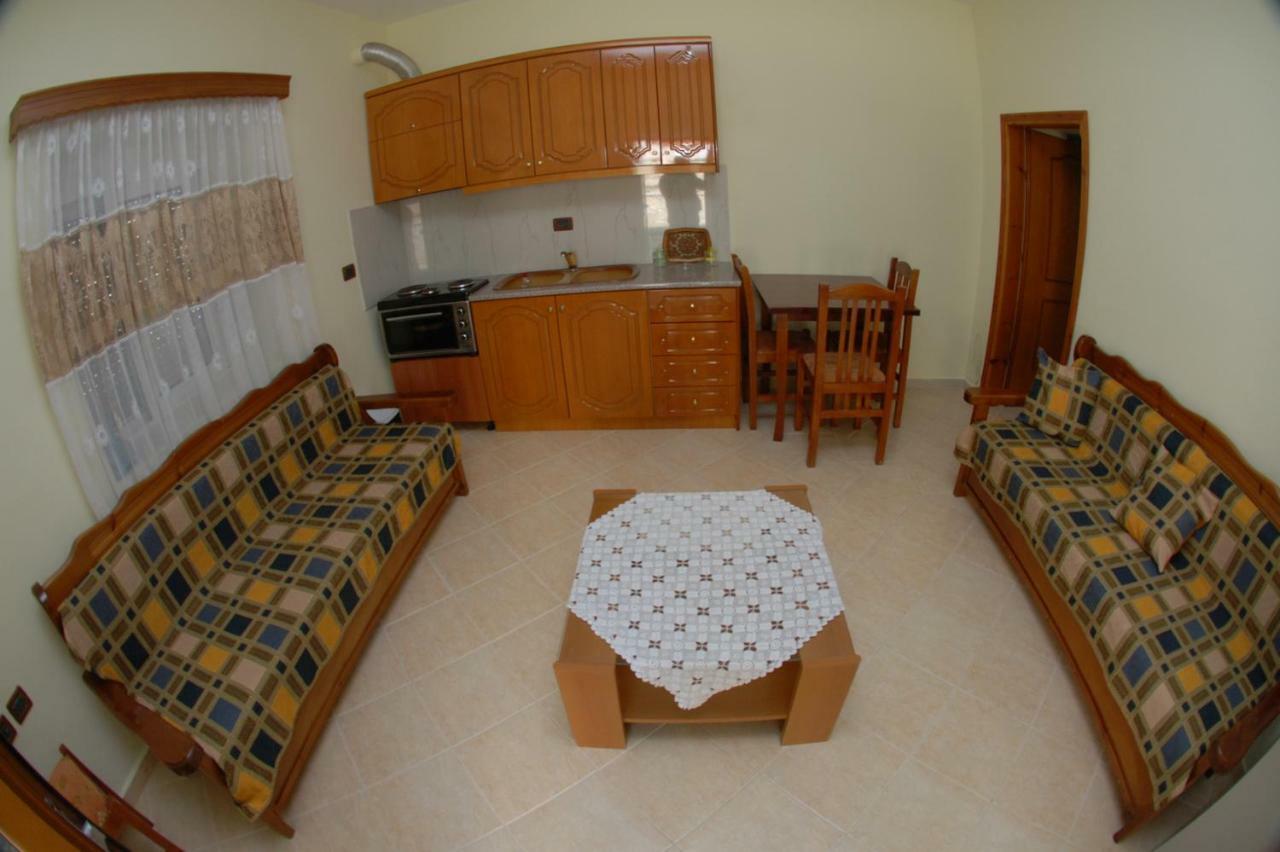 Rama Apartments Саранда Экстерьер фото